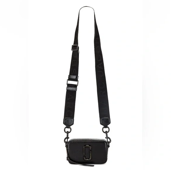 Marc Jacob’s Camera Bag - Picture 3 of 8